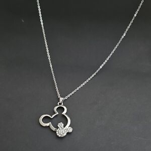 Silver Pendant Necklace